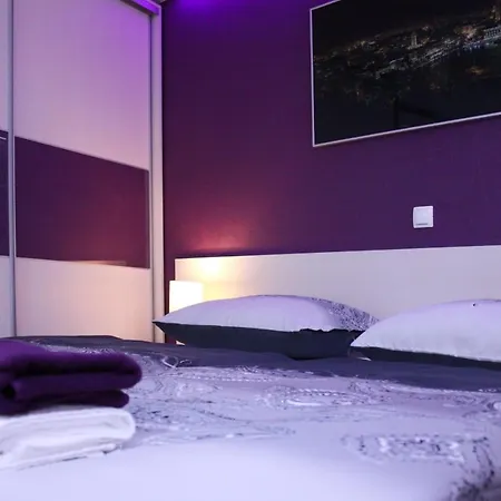 Diokles Studio Apartman شقة سبليت