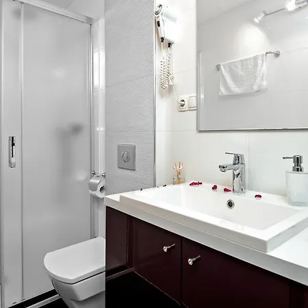Diokles Studio Apartman *